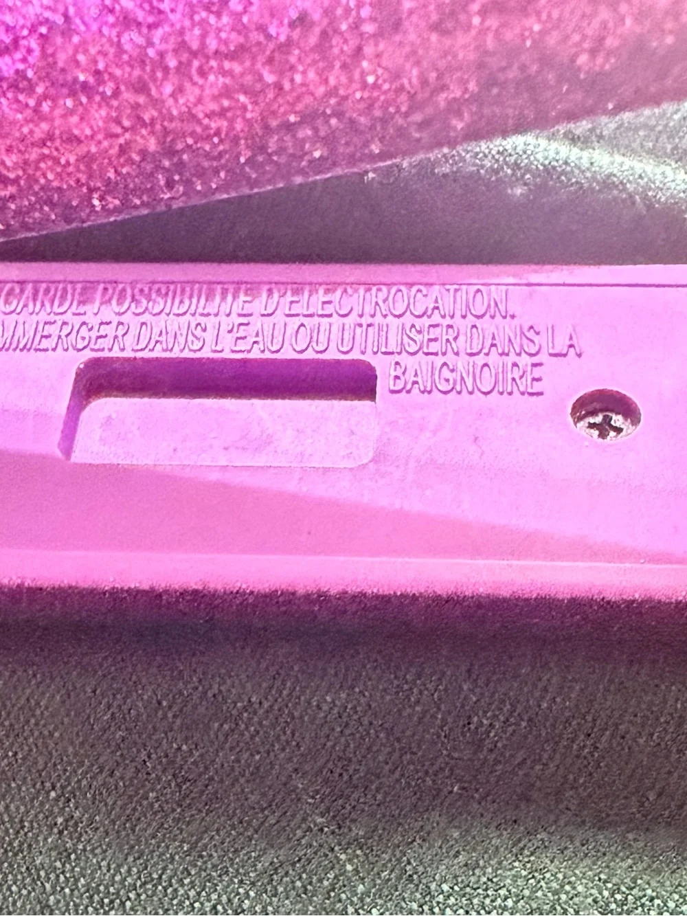Compact Pink LED Makeup Light - Picture 7 of 9